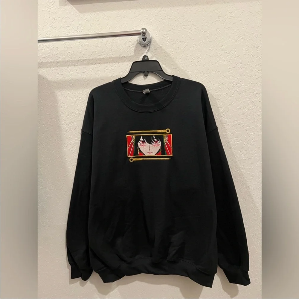 Yor Forger Box Logo Black Sweatshirt - Picture 4 of 4
